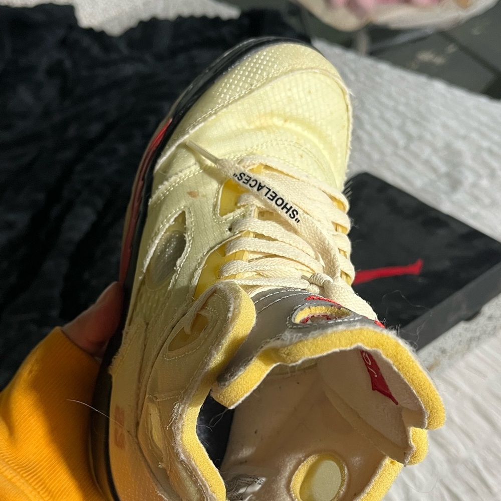 OFF WHITE retro 5s